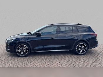 Used Ford Focus 2024 for sale - 76063382: Photo 3