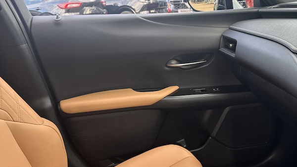 Used Lexus UX 2023 for sale - 76045244: Photo 11