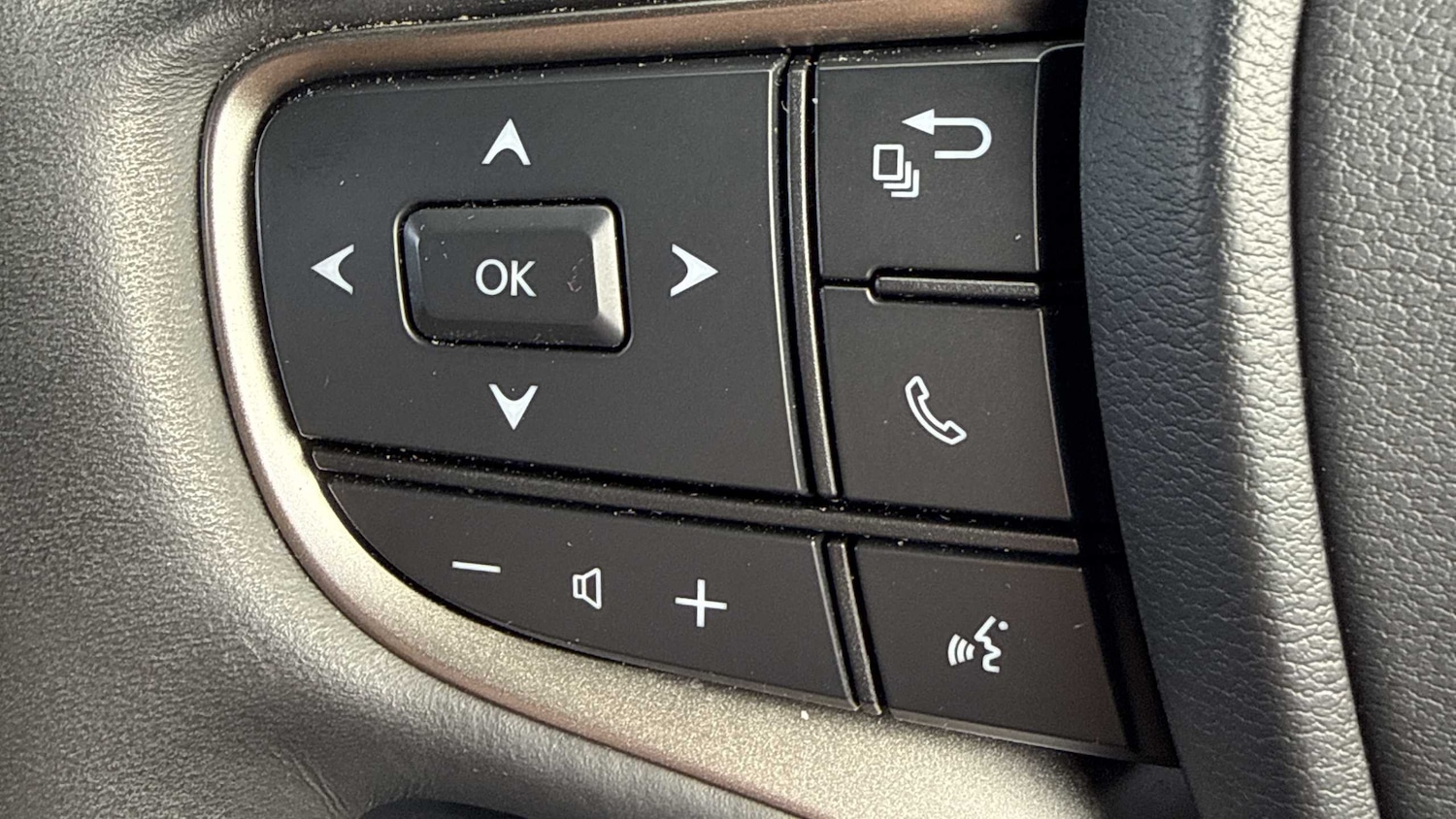 Used Lexus UX 2023 for sale - 76045244: Photo 20