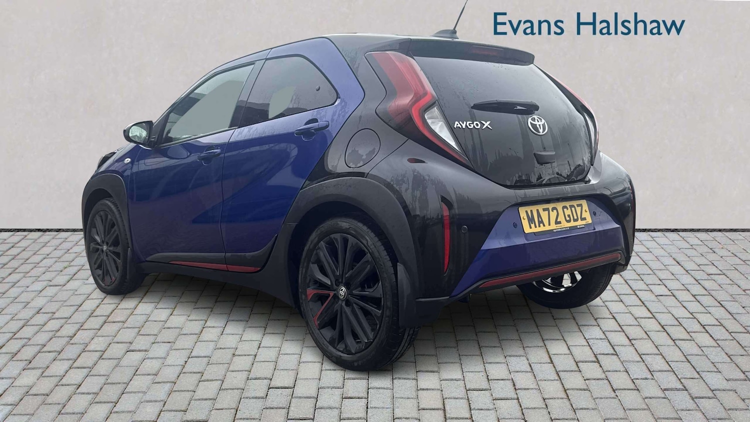 Used Toyota Aygo X 2022 for sale - 78187887: Photo 2