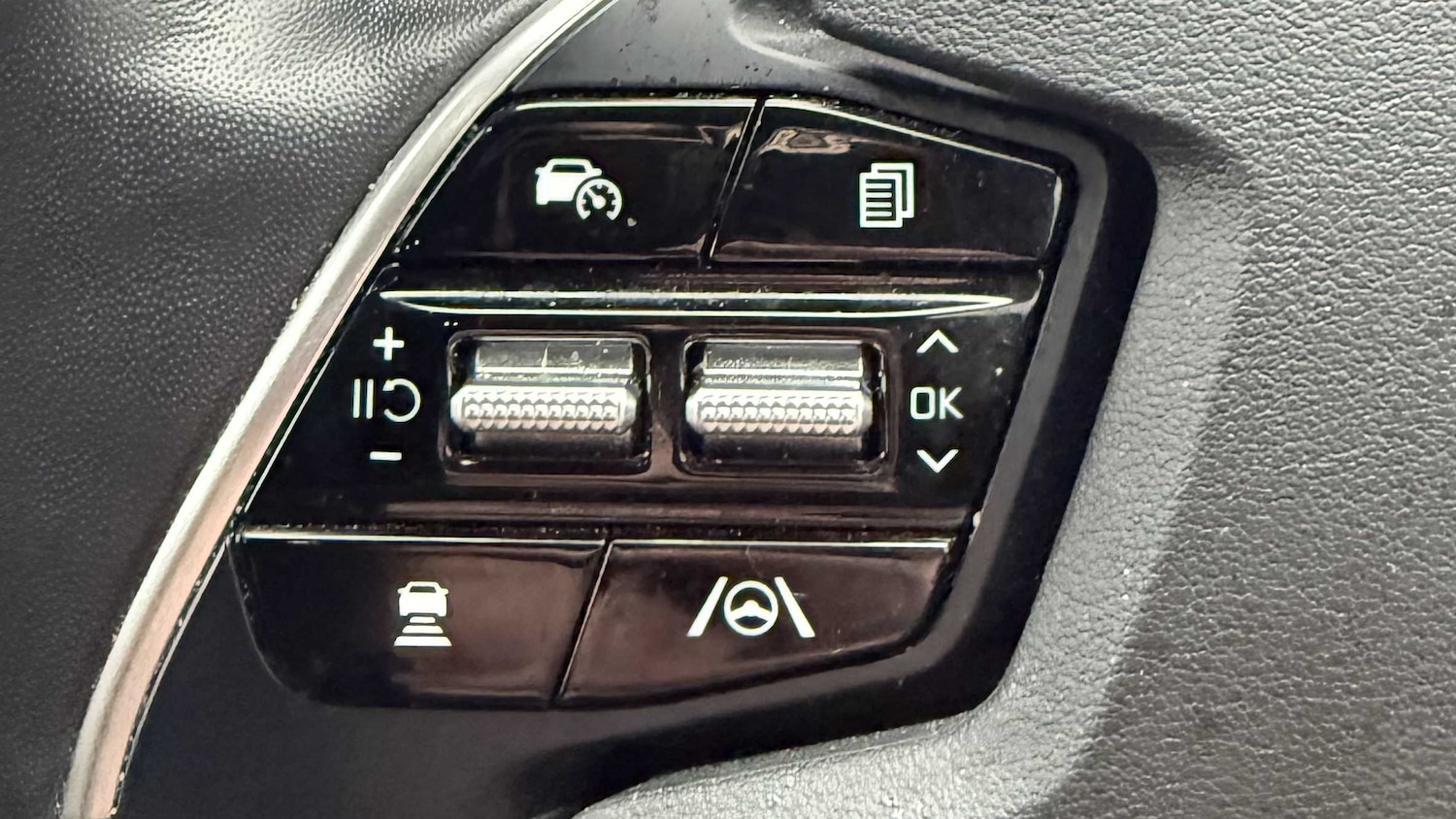 Used Kia EV6 2023 for sale - 77628342: Photo 17