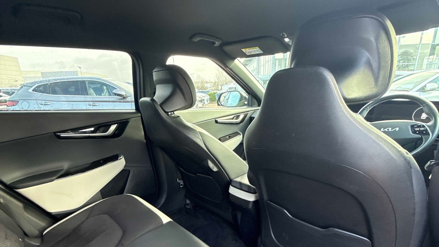 Used Kia EV6 2023 for sale - 77628342: Photo 7