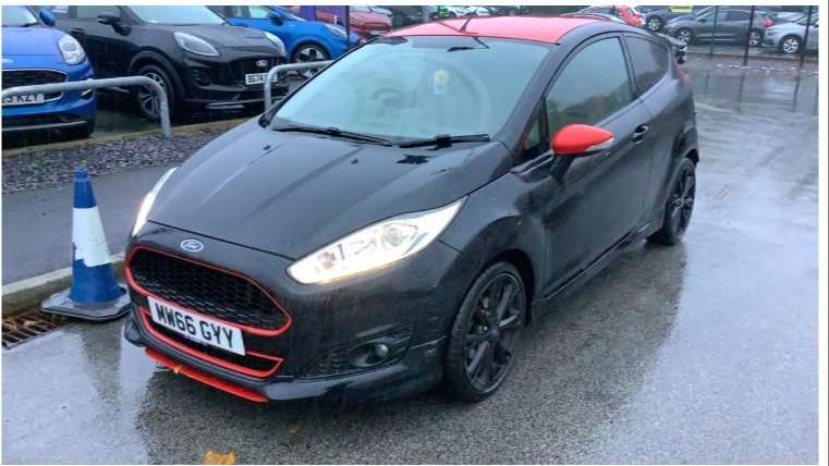 Used Ford Fiesta 2016 for sale - 76460590: Photo 2
