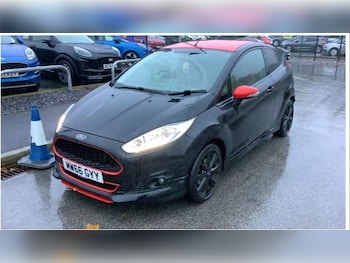 Used Ford Fiesta 2016 for sale - 76460590: Photo