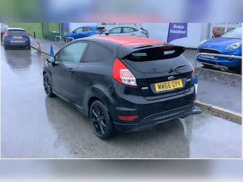 Used Ford Fiesta 2016 for sale - 76460590: Photo