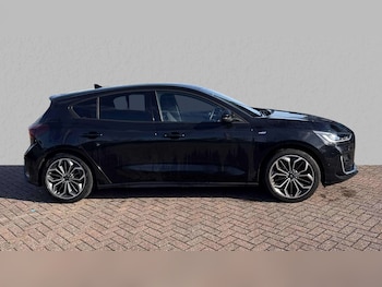 Used Ford Focus 2022 for sale - 75903173: Photo