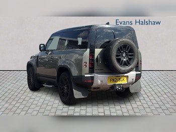 Used Land Rover Defender 2021 for sale - 79476225: Photo