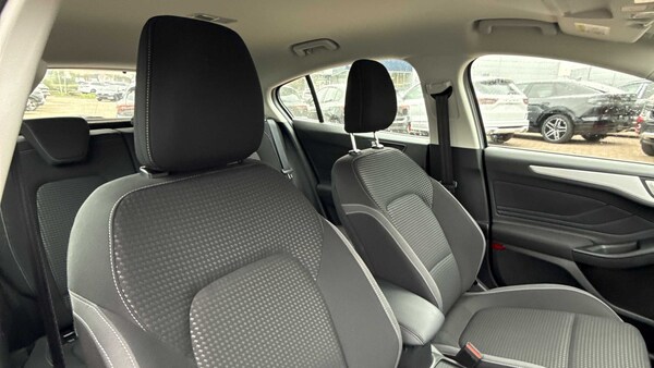 Used Ford Focus 2020 for sale - 76230312: Photo 6