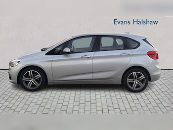 Used BMW 2 Series 2015 for sale - 76967750: Photo
