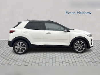 Used Kia Stonic 2021 for sale - 76774121: Photo