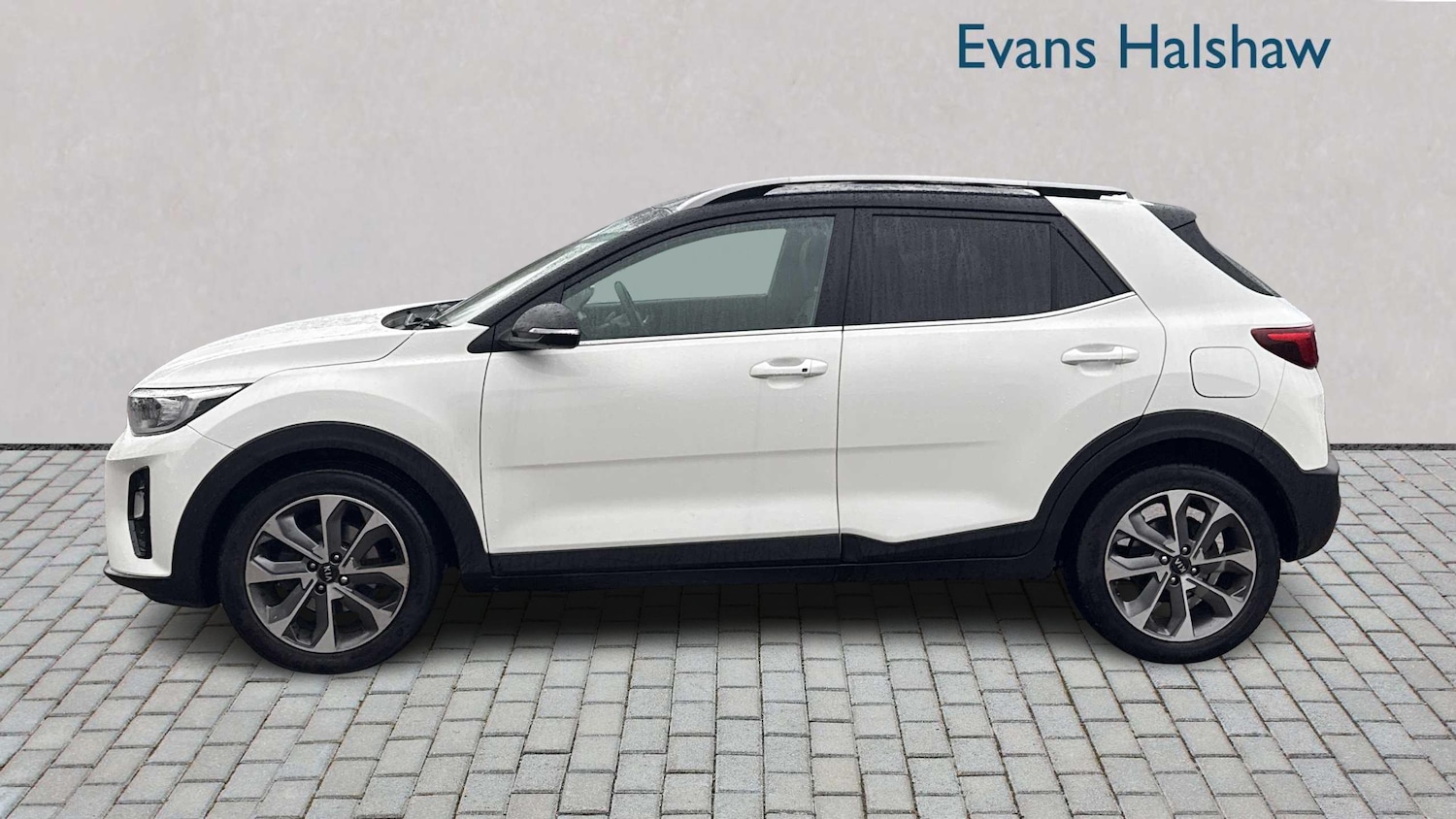 Used Kia Stonic 2021 for sale - 76774121: Photo 4