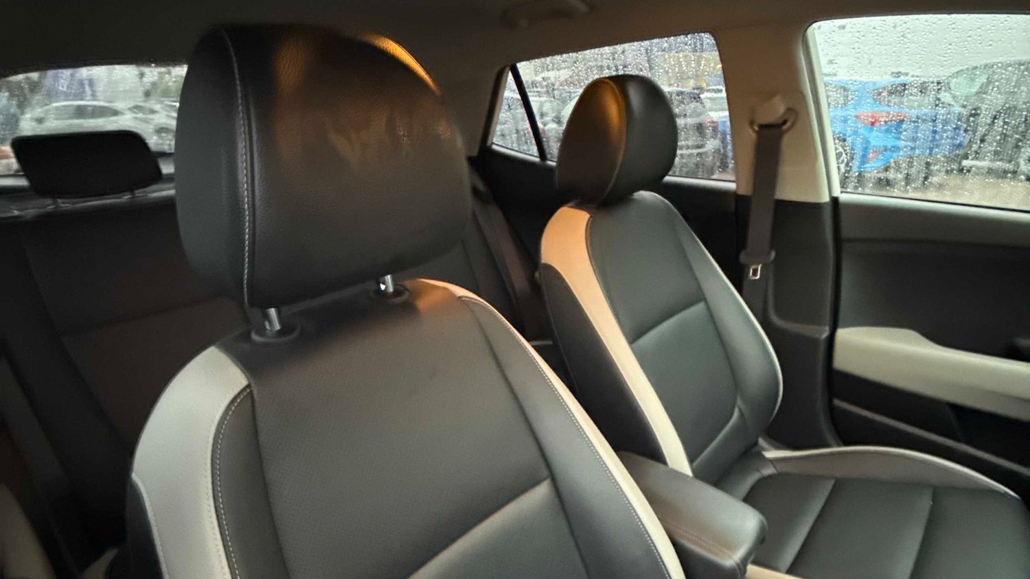 Used Kia Stonic 2021 for sale - 76774121: Photo 7