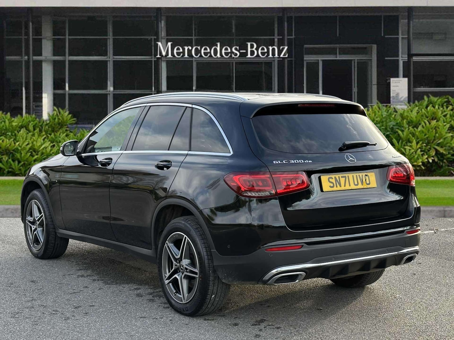 Used Mercedes-Benz GLC 2021 for sale - 77194548: Photo 2
