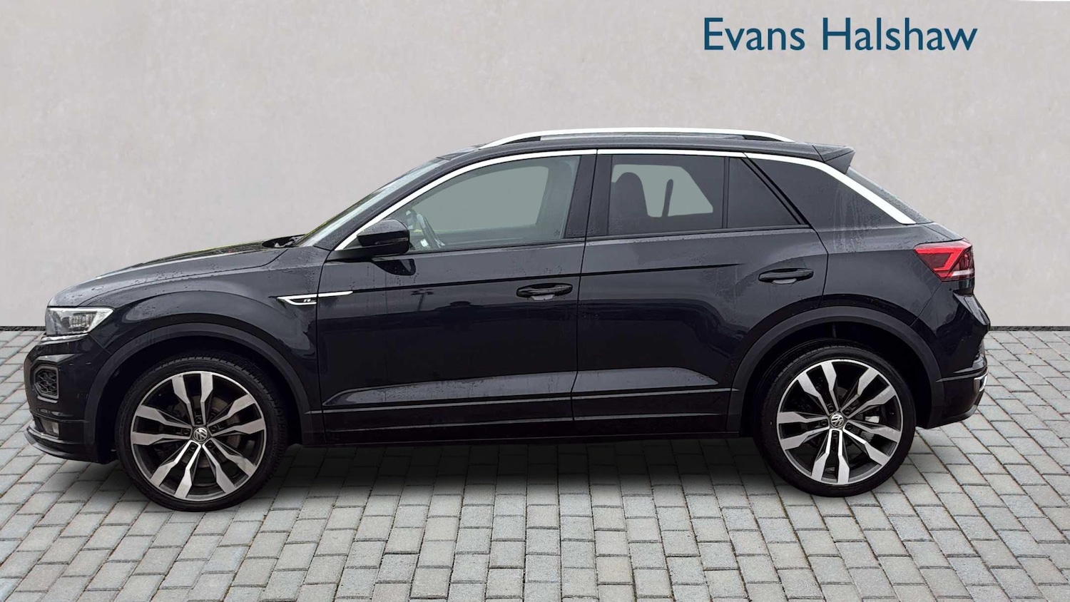 Used Volkswagen T-Roc 2020 for sale - 77194509: Photo 4