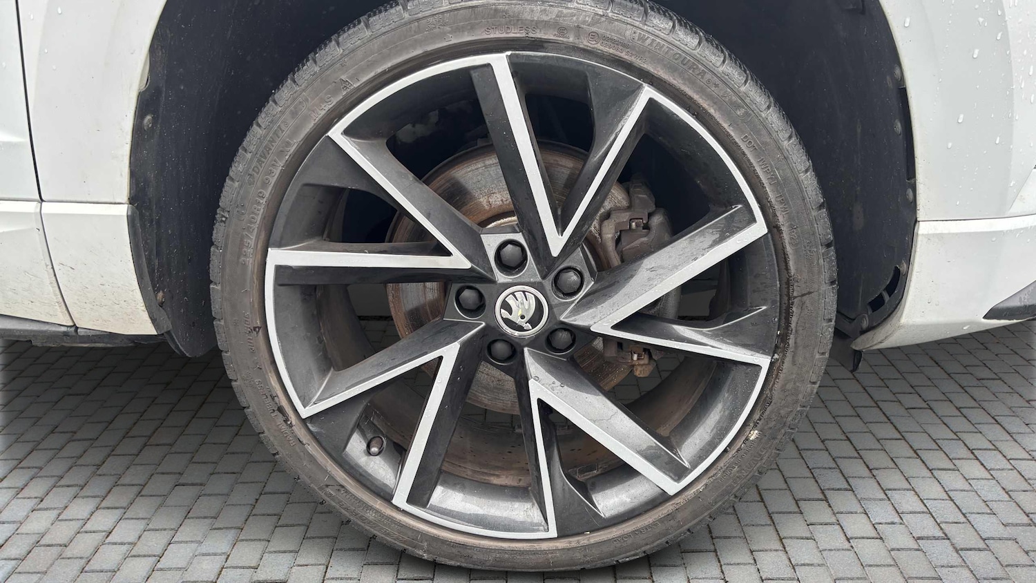 Used Skoda Karoq 2019 for sale - 76460252: Photo 35