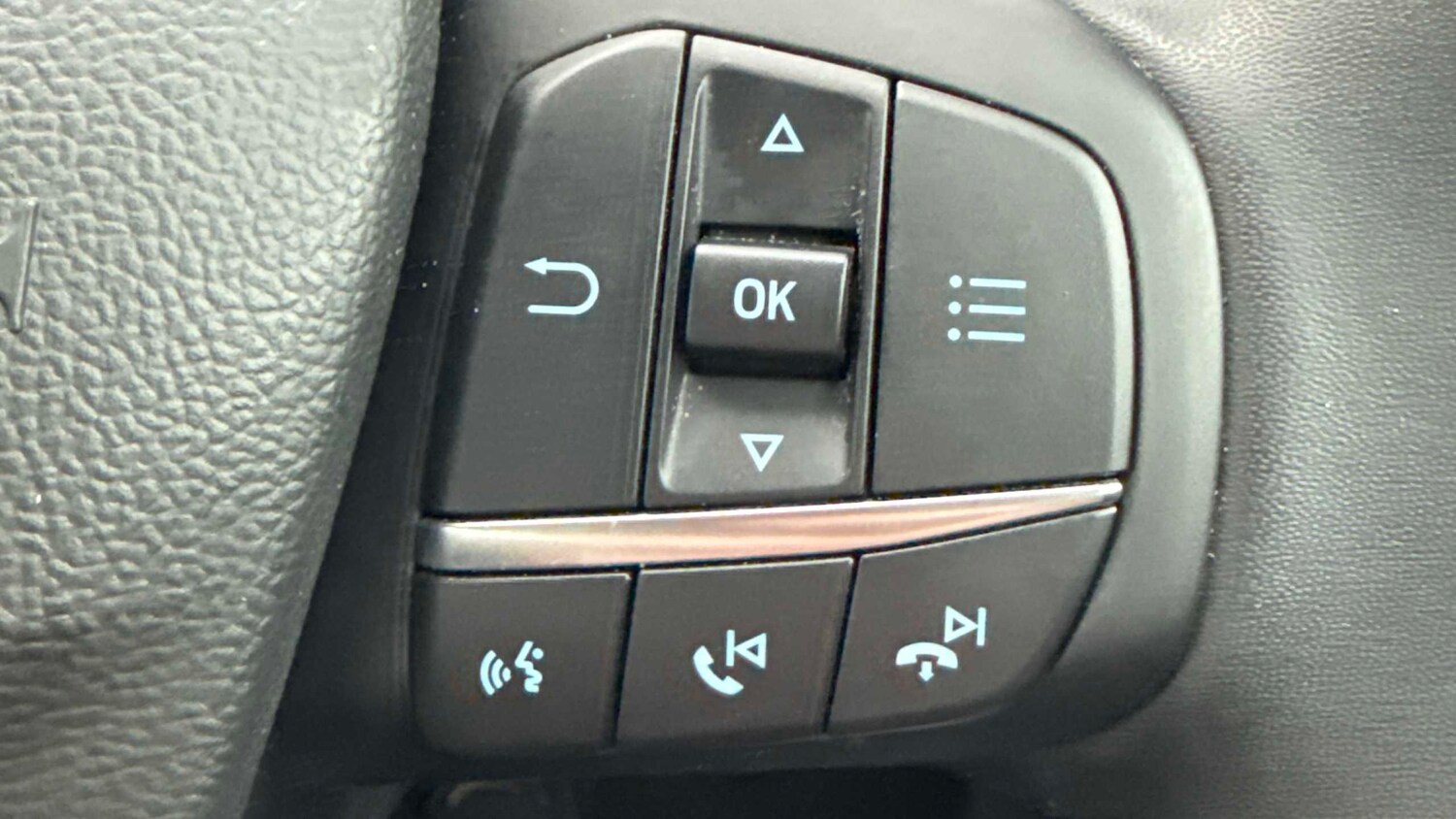 Used Ford Focus 2023 for sale - 77194473: Photo 25