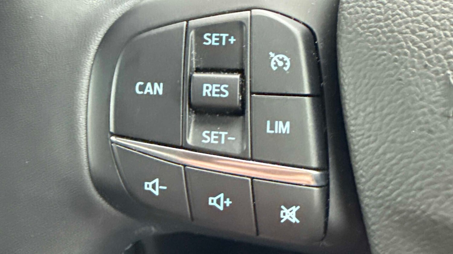 Used Ford Focus 2023 for sale - 77194473: Photo 26