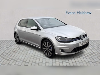 Used Volkswagen Golf 2015 for sale - 77194617: Photo