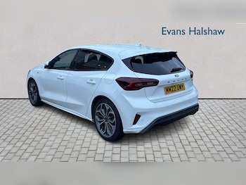 Used Ford Focus 2022 for sale - 76564527: Photo