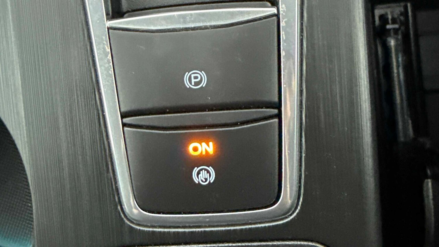 Used Ford Kuga for sale - 77194544: Photo 31