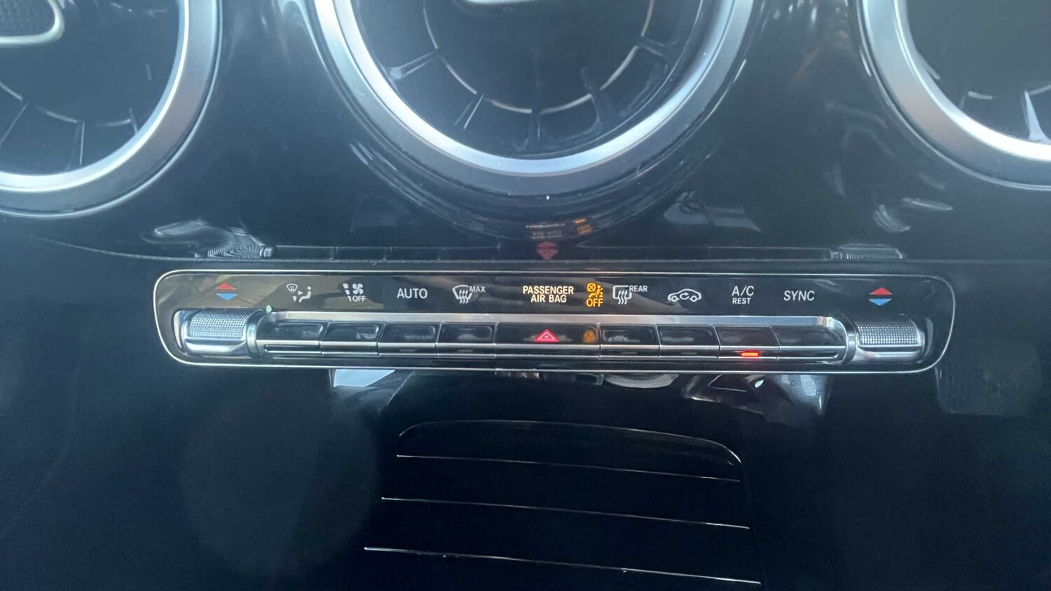 Used Mercedes-Benz A-Class 2020 for sale - 77194651: Photo 28