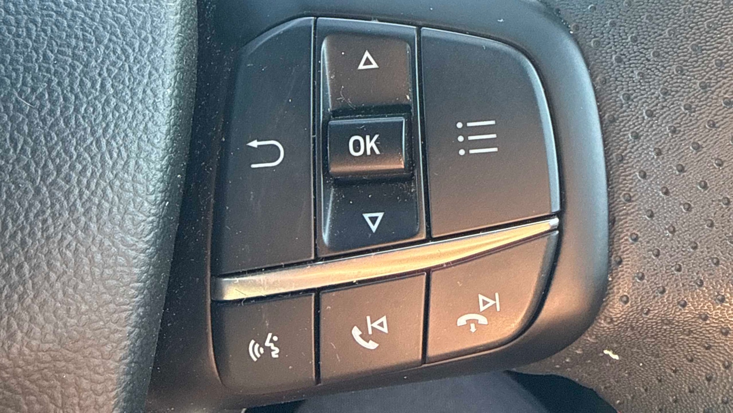 Used Ford Focus 2023 for sale - 77972884: Photo 12