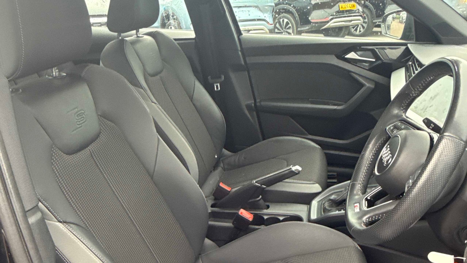 Used Audi A1 2020 for sale - 77995848: Photo 3