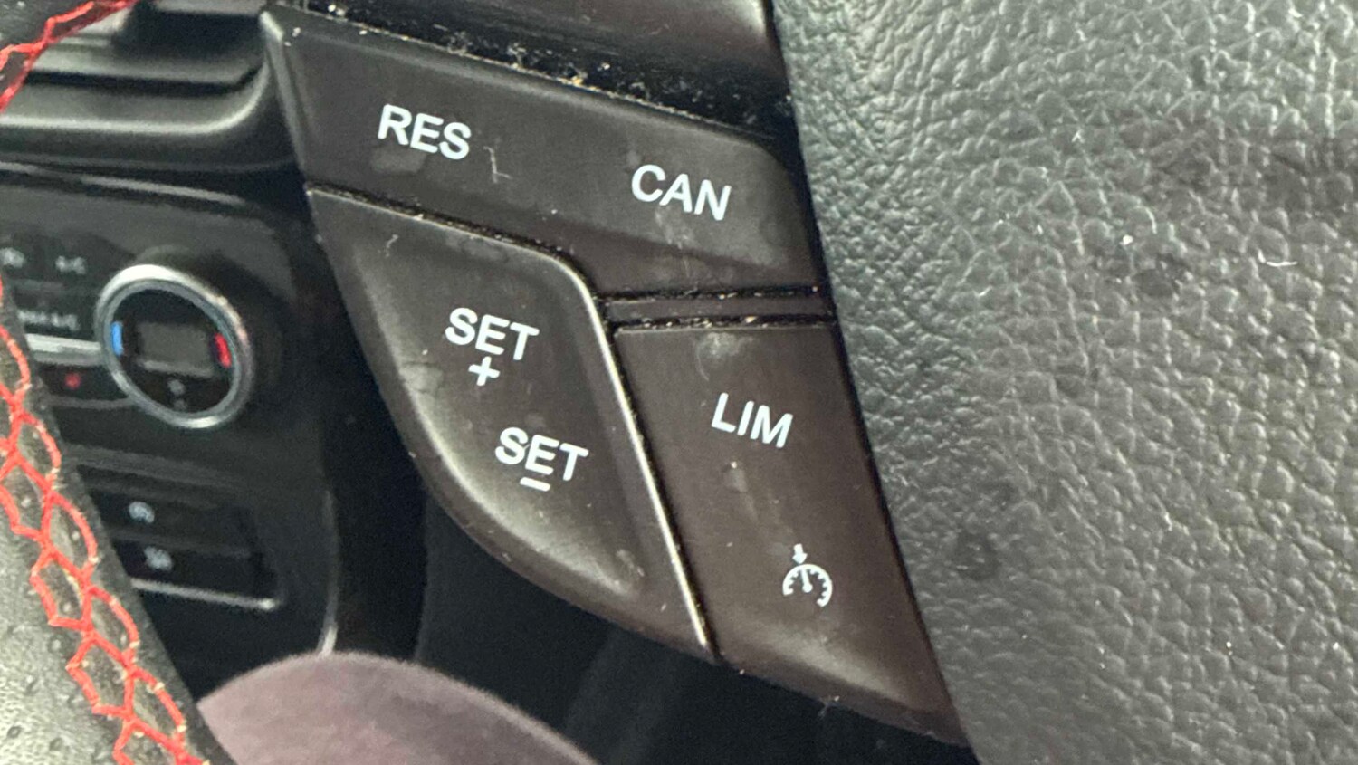 Used Ford Ecosport 2019 for sale - 77589244: Photo 17