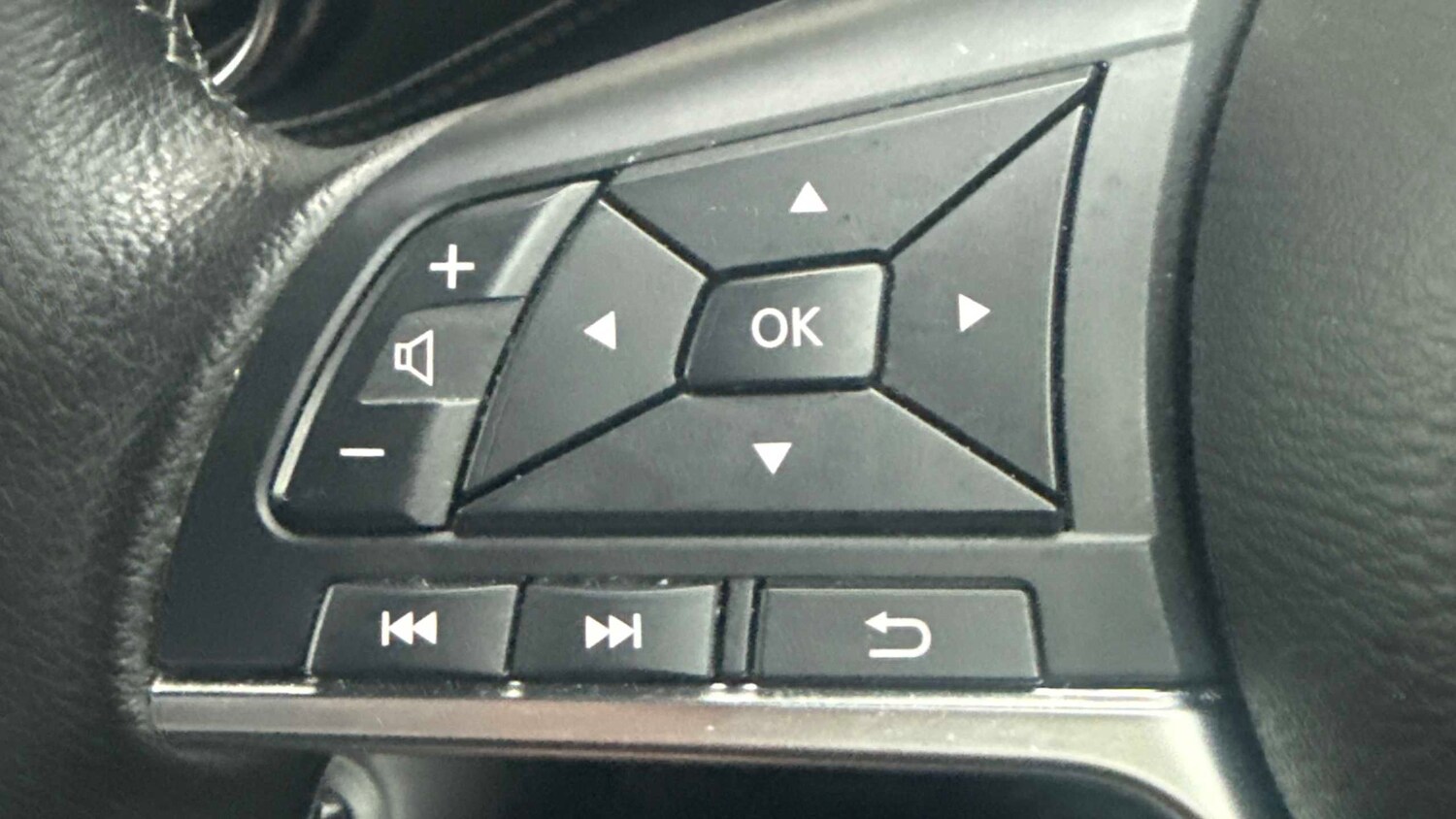 Used Nissan Juke 2023 for sale - 77913722: Photo 17