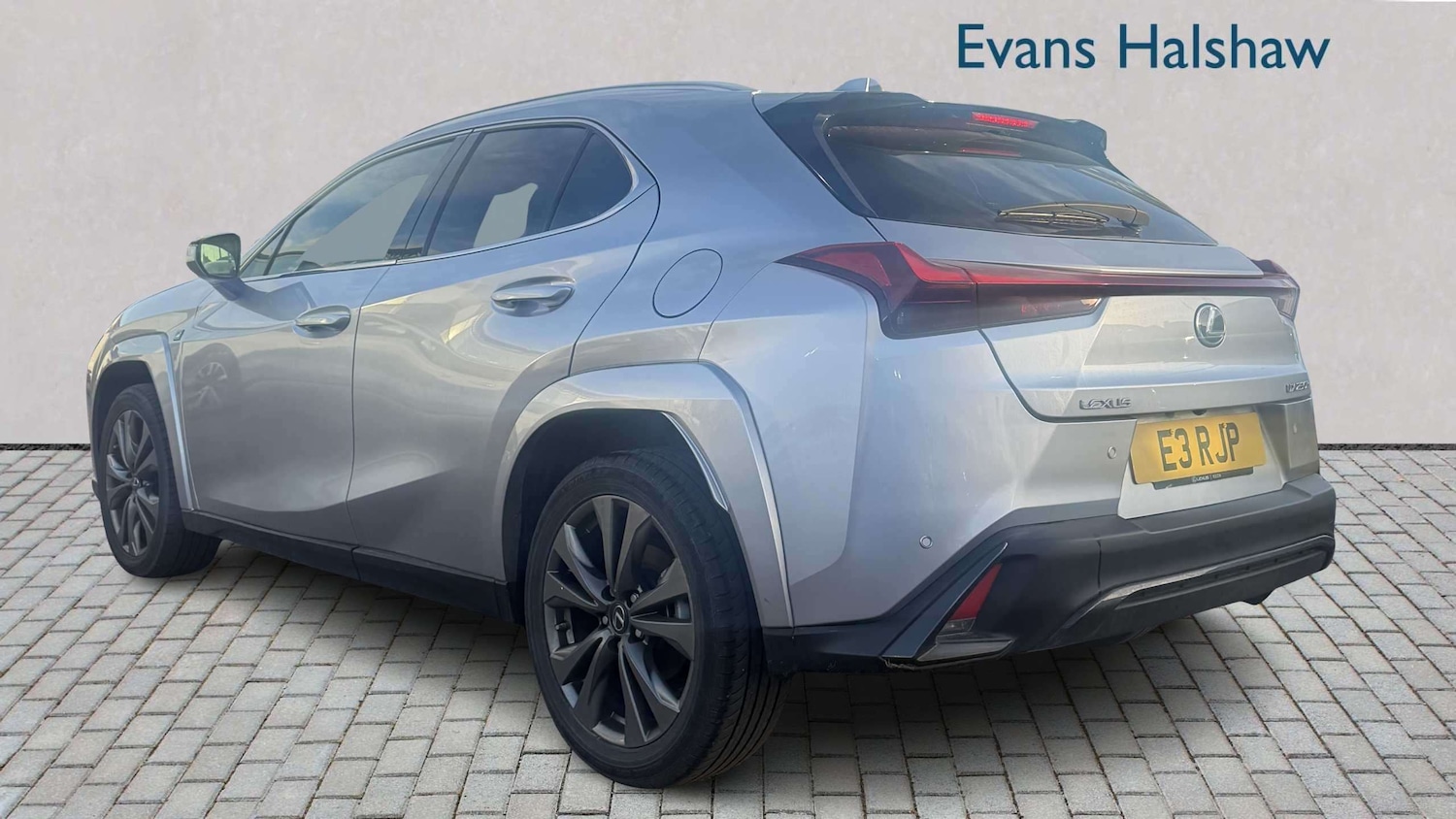 Used Lexus UX for sale - 77661235: Photo 2