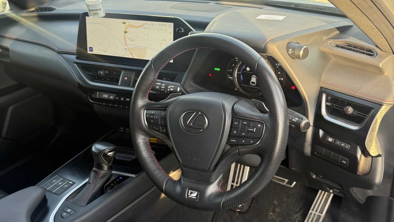 Used Lexus UX for sale - 77661235: Photo 4