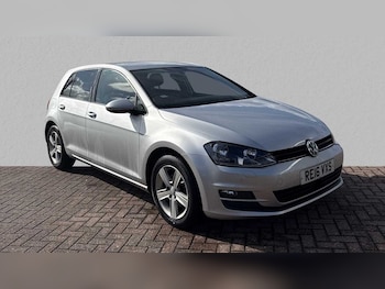 Used Volkswagen Golf 2016 for sale - 75812866: Photo