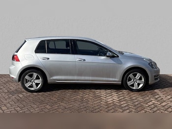 Used Volkswagen Golf 2016 for sale - 75812866: Photo