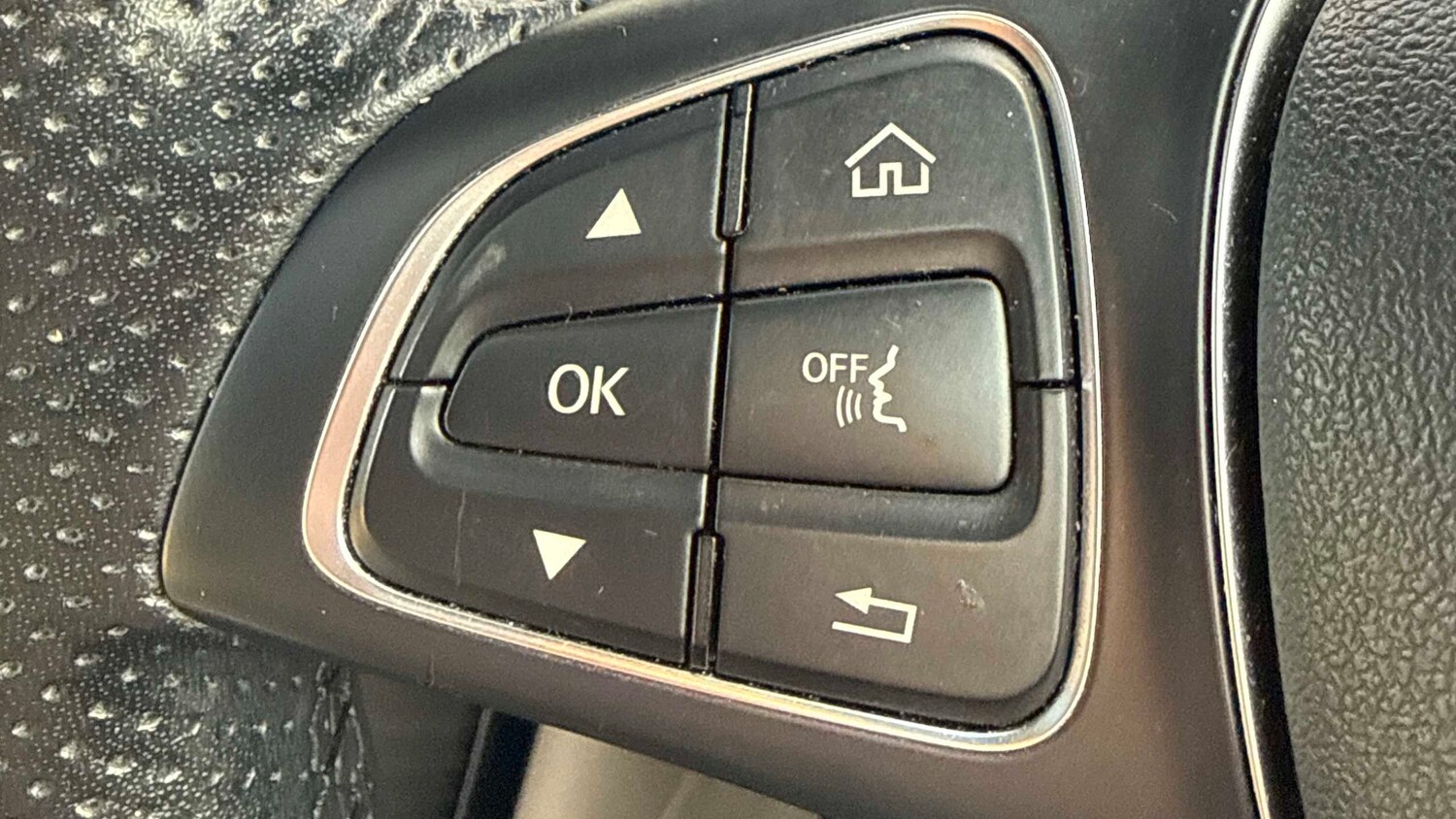 Used Mercedes-Benz GLC for sale - 77615419: Photo 20