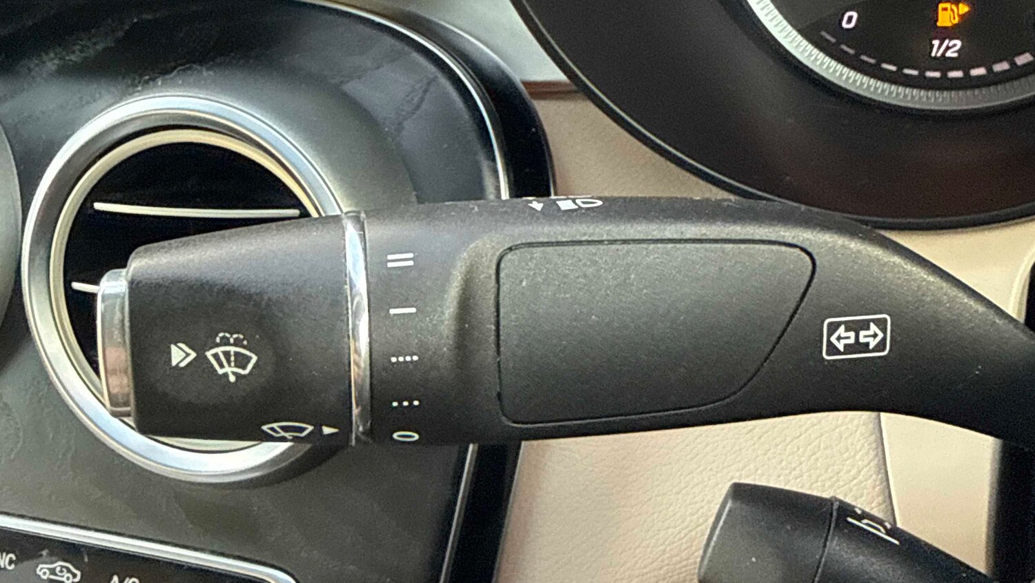 Used Mercedes-Benz GLC for sale - 77615419: Photo 21