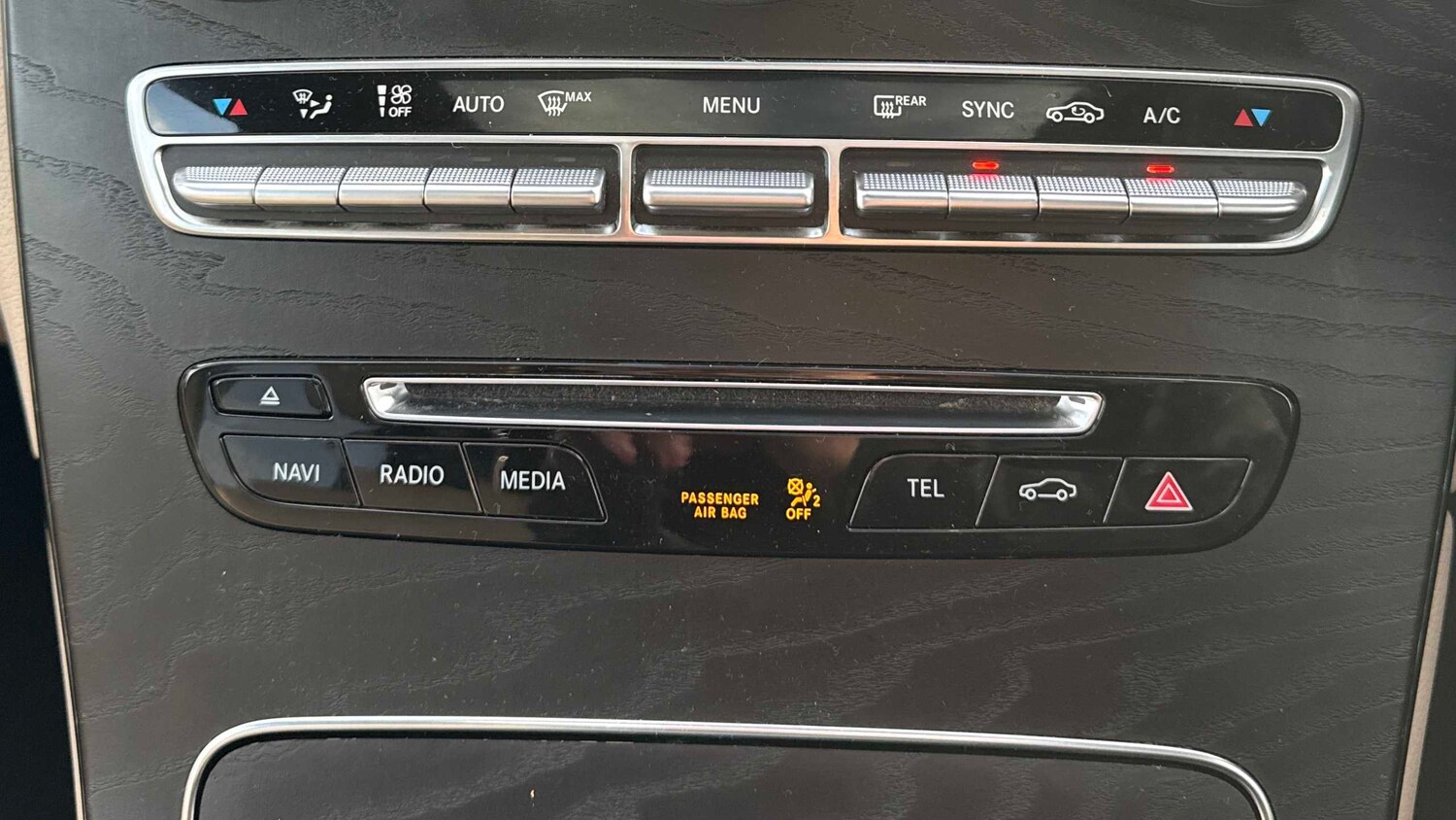 Used Mercedes-Benz GLC for sale - 77615419: Photo 25