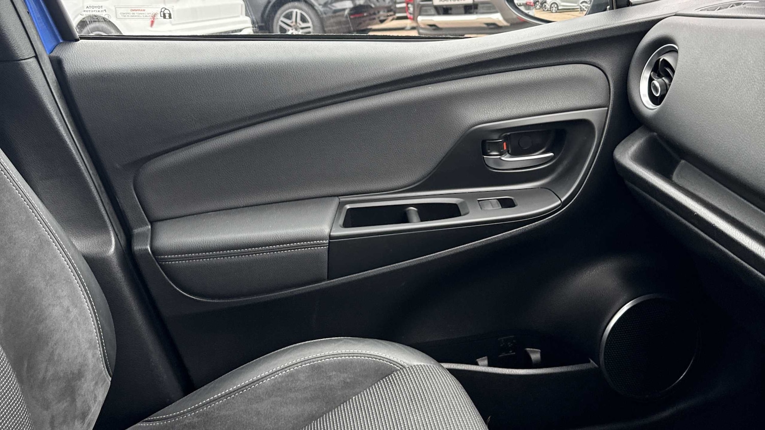 Used Toyota Yaris 2018 for sale - 75903149: Photo 15