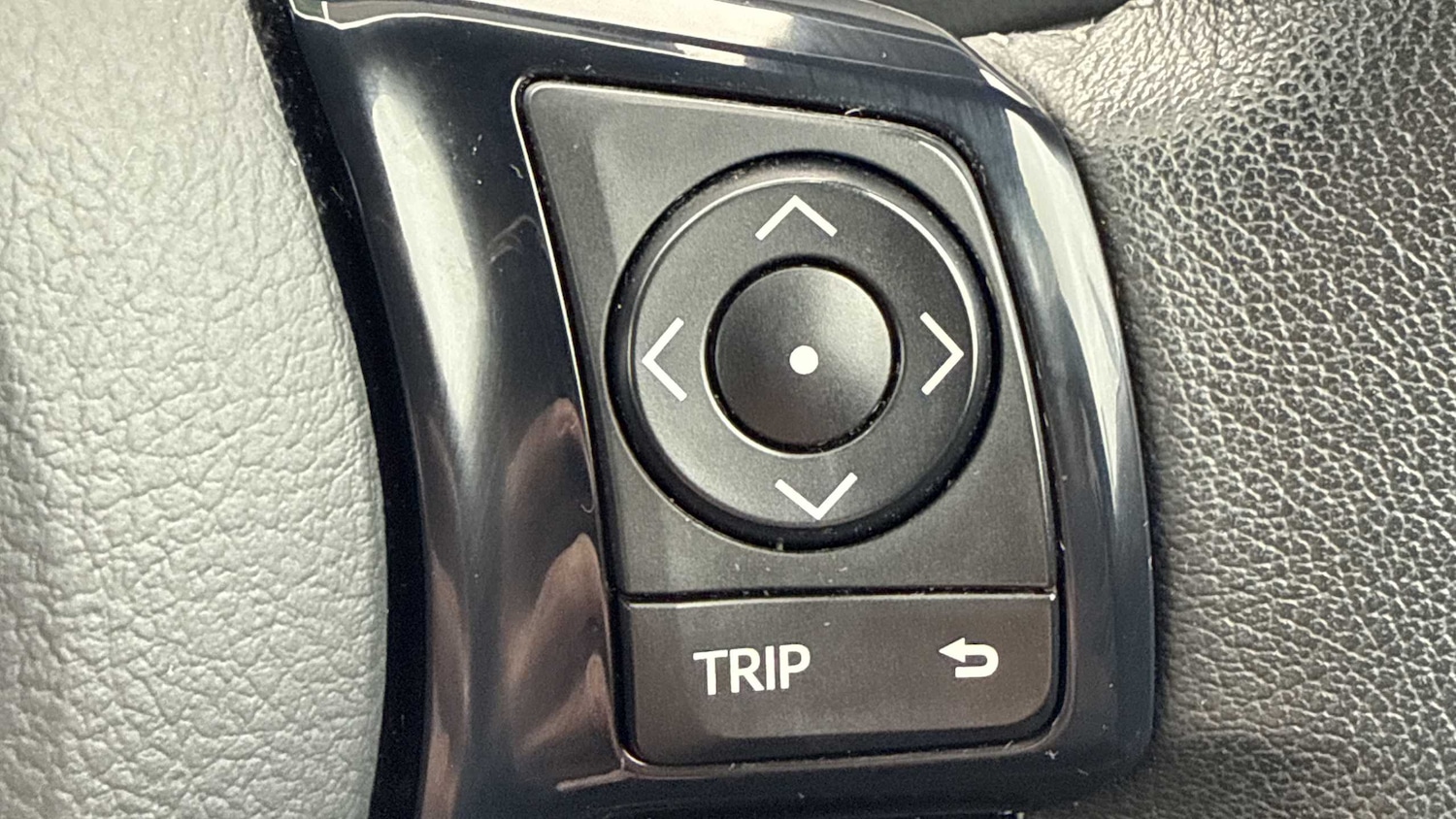 Used Toyota Yaris 2018 for sale - 75903149: Photo 22