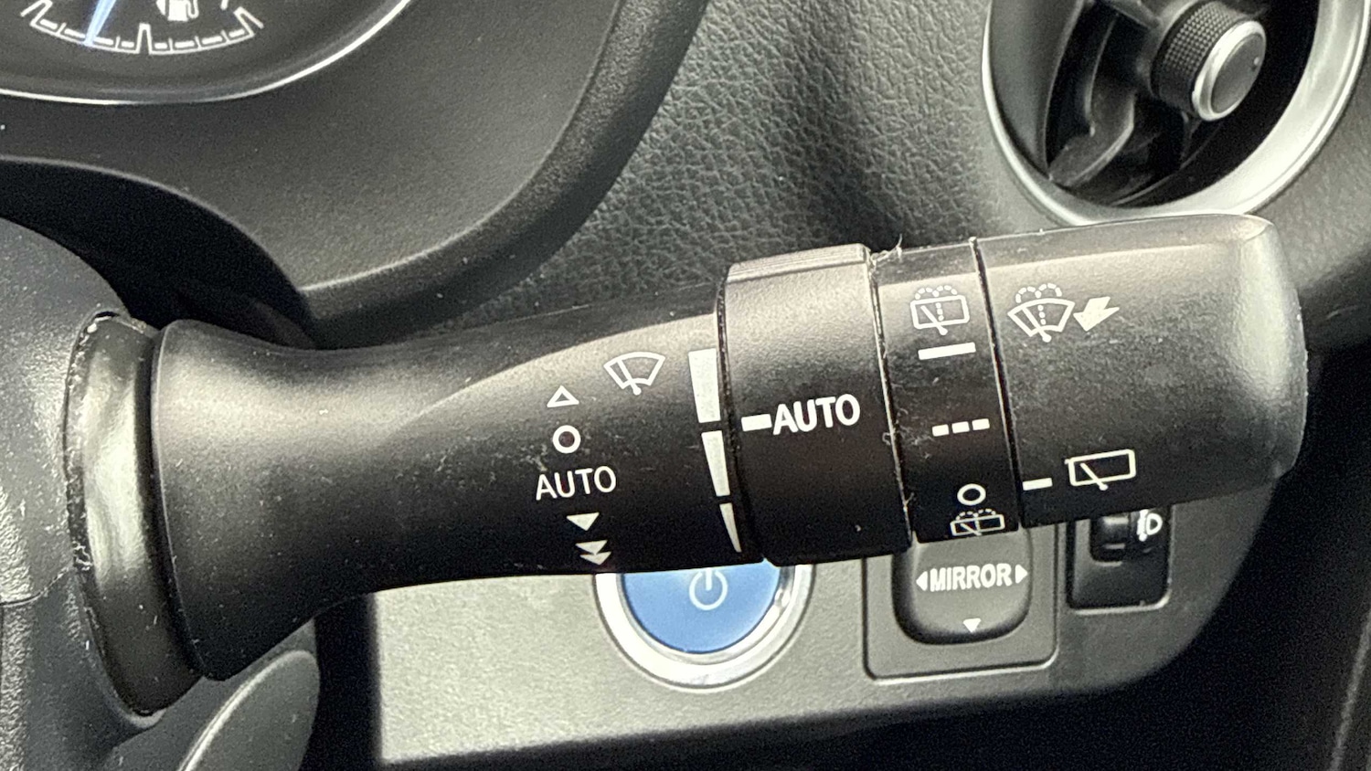 Used Toyota Yaris 2018 for sale - 75903149: Photo 24