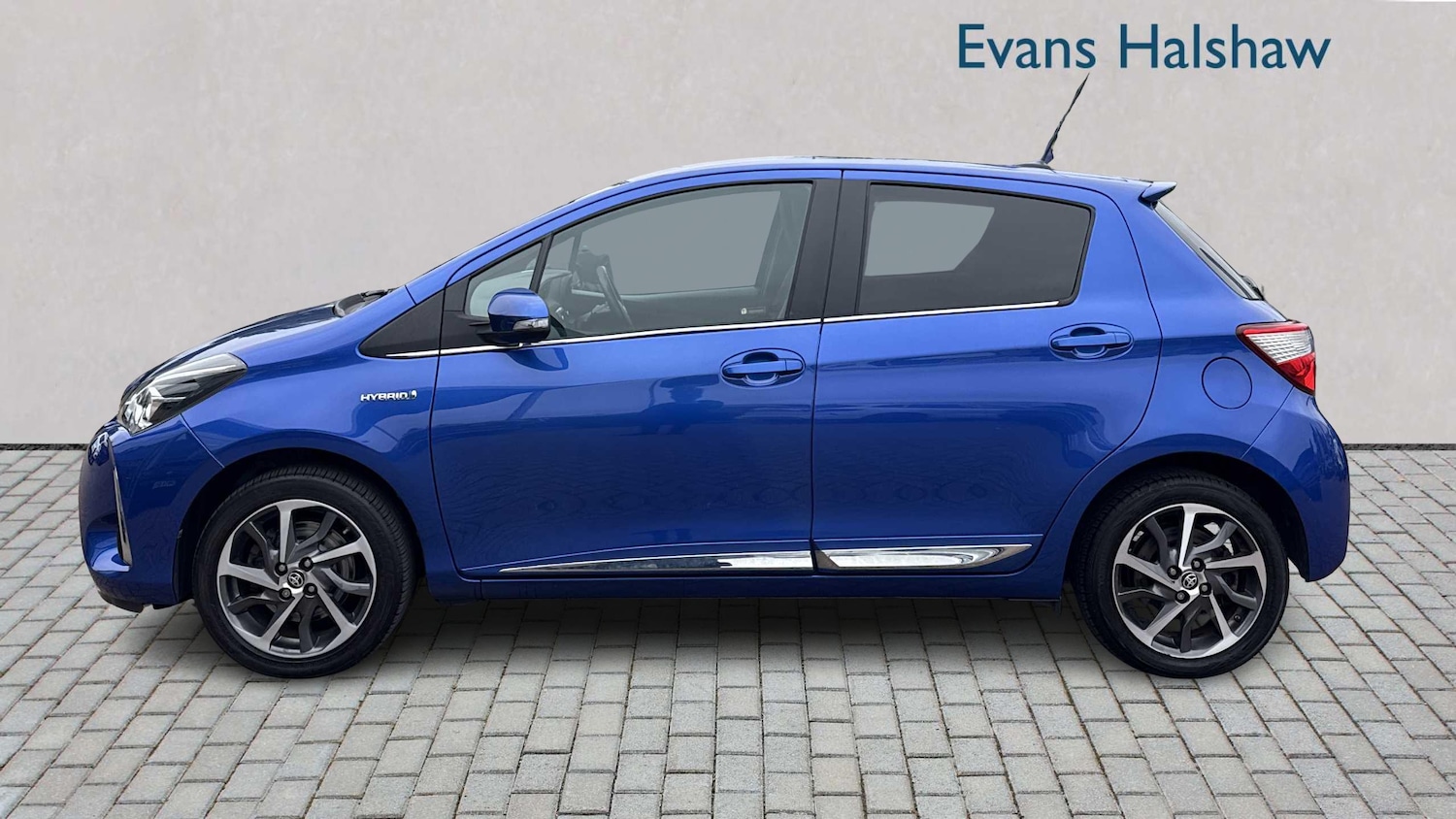 Used Toyota Yaris 2018 for sale - 75903149: Photo 4