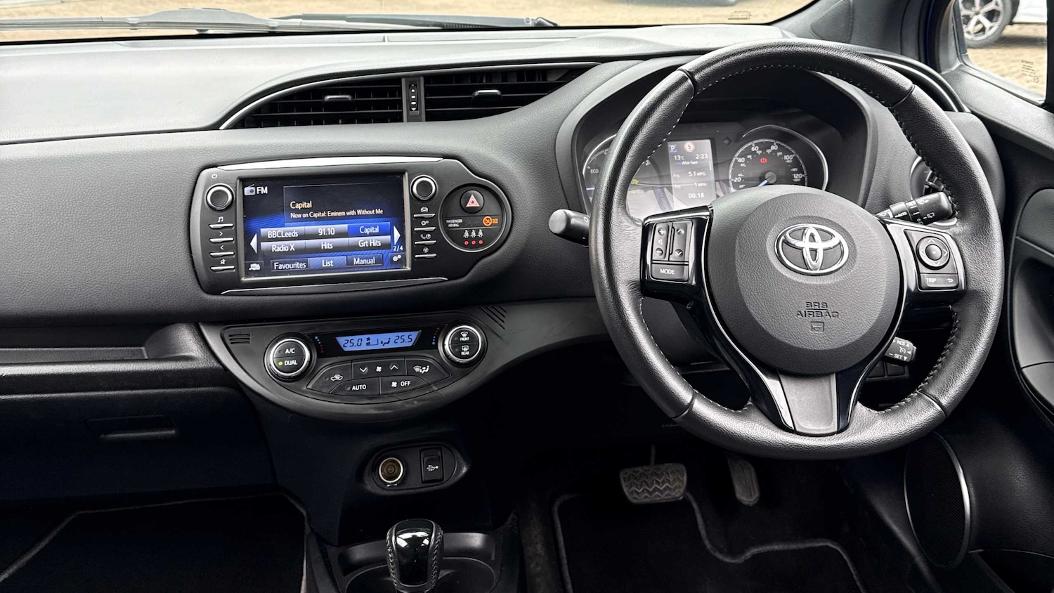 Used Toyota Yaris 2018 for sale - 75903149: Photo 8