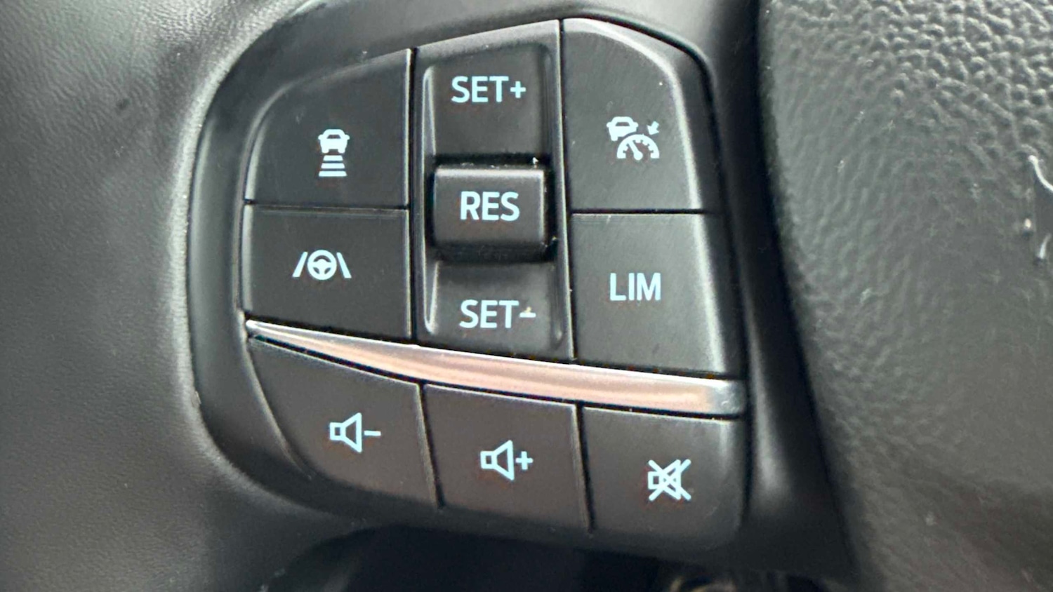 Used Ford Focus 2025 for sale - 77000292: Photo 16