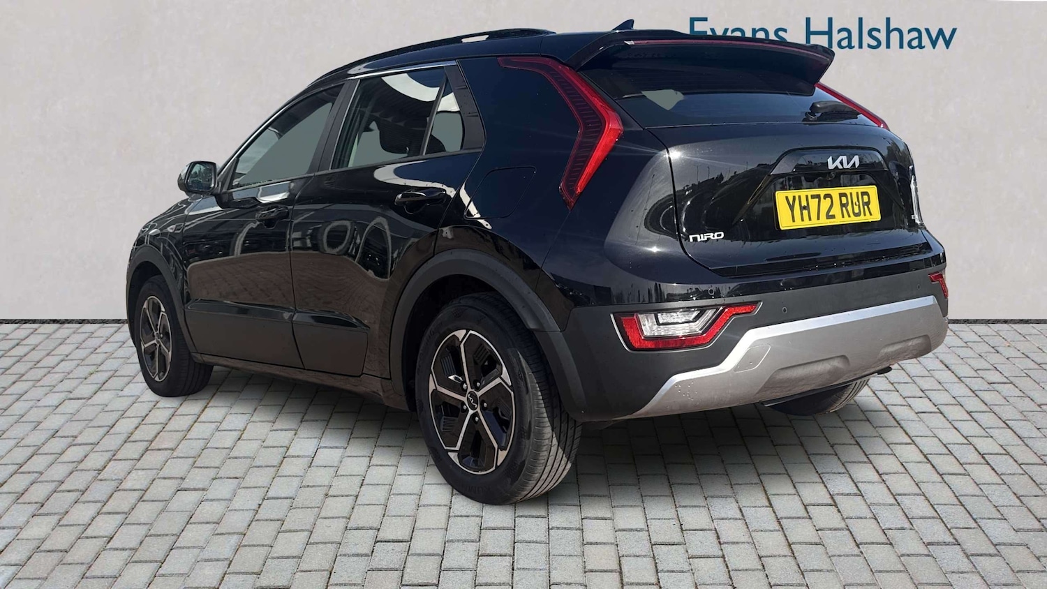 Used Kia Niro 2023 for sale - 78187727: Photo 2