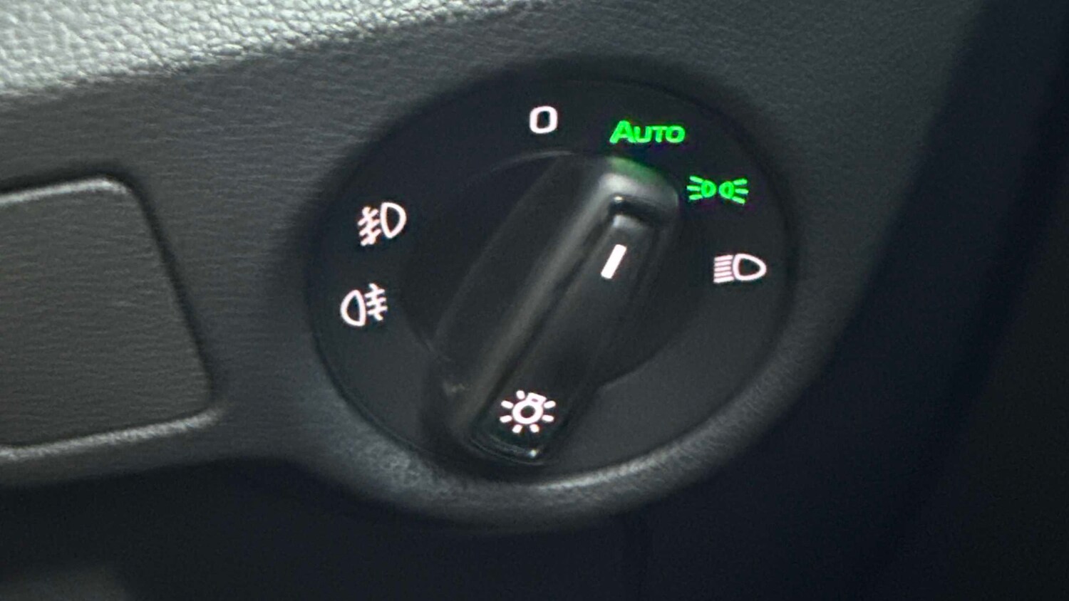 Used Skoda Kamiq 2023 for sale - 77316454: Photo 22