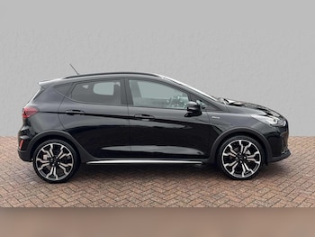 Used Ford Fiesta 2023 for sale - 76169977: Photo 2