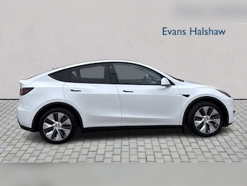 Used Tesla Model Y 2023 for sale - 76298406: Photo 2