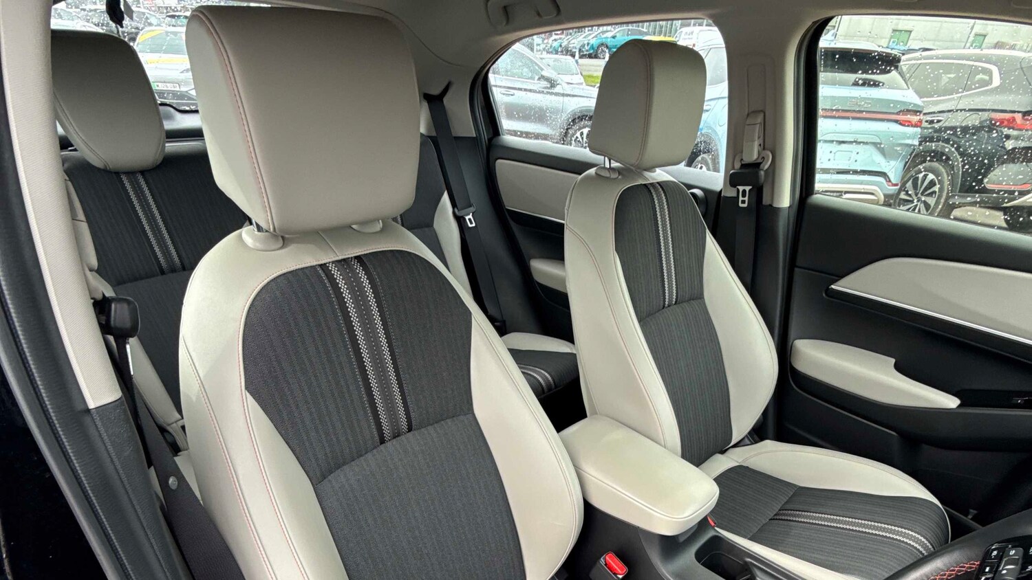 Used Honda HR-V 2023 for sale - 77995997: Photo 14