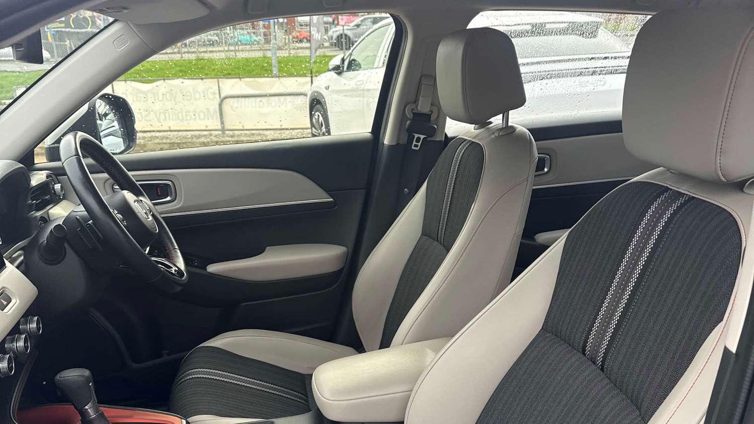 Used Honda HR-V 2023 for sale - 77995997: Photo 8