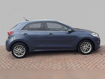 Used Kia Rio 2017 for sale - 76113419: Photo 2