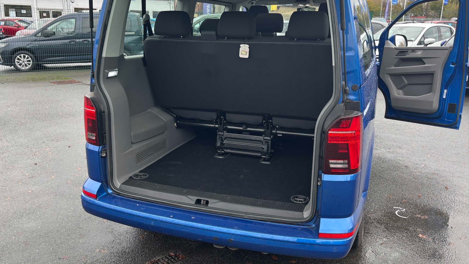 Used Volkswagen Transporter Shuttle 2020 for sale - 77194476: Photo 15